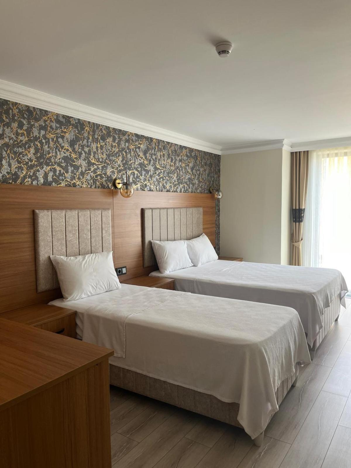 Golden Lux Hotel Анталья Экстерьер фото