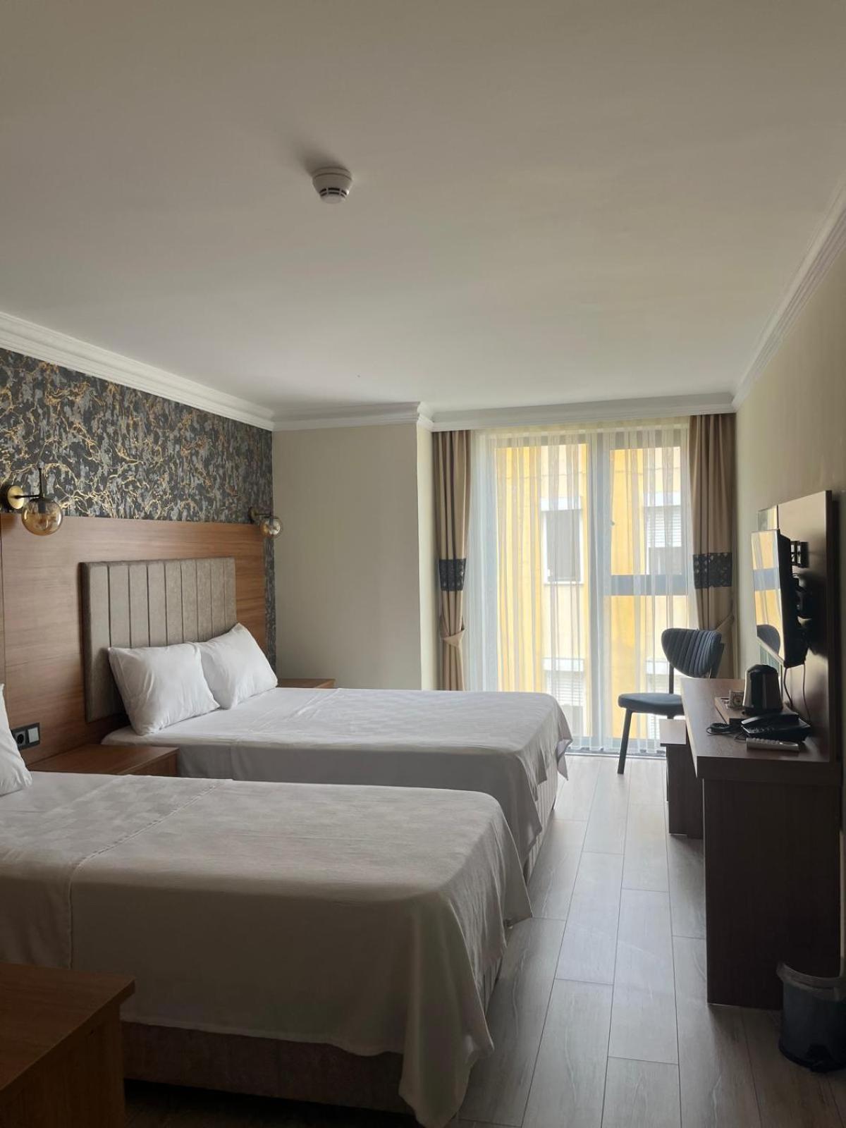 Golden Lux Hotel Анталья Экстерьер фото