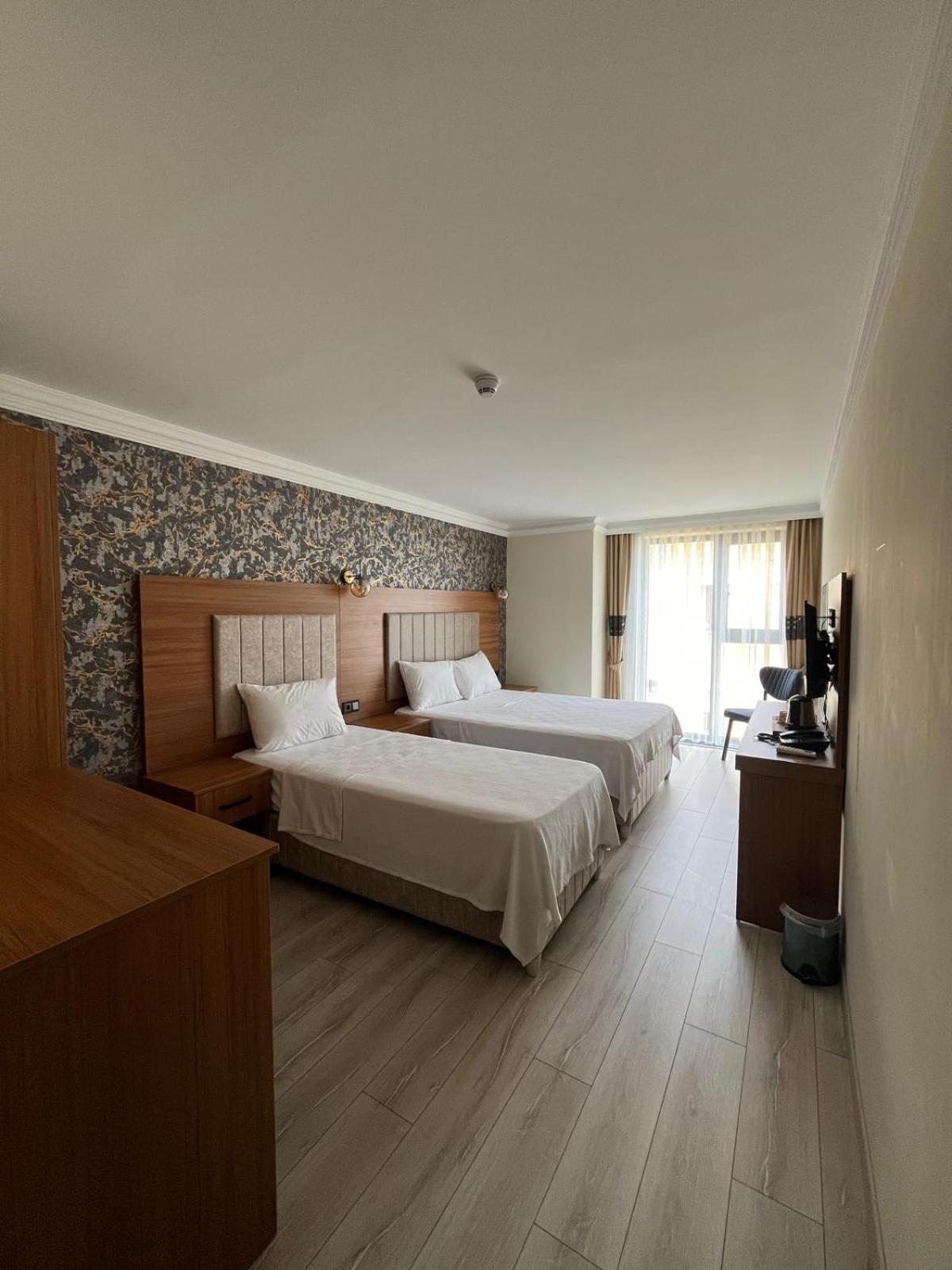 Golden Lux Hotel Анталья Экстерьер фото