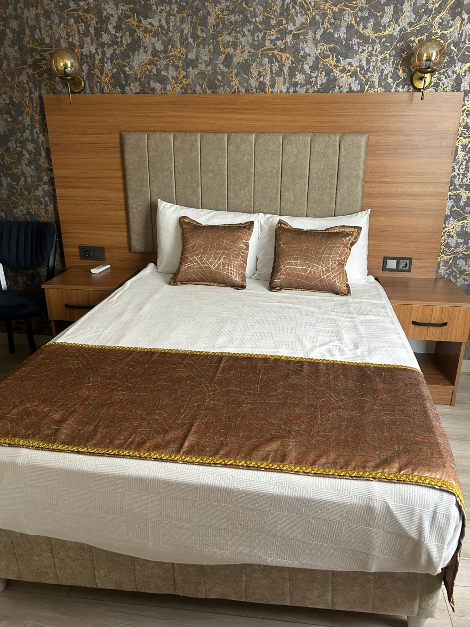 Golden Lux Hotel Анталья Экстерьер фото